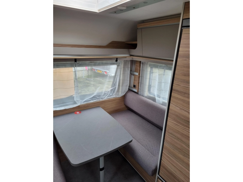 Dethleffs Nomad 460 EL First Edition  foto: 5