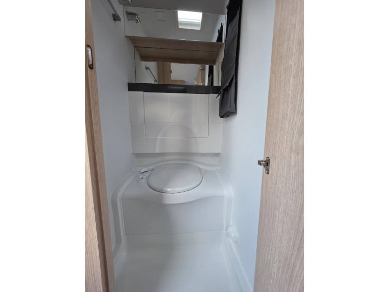 Adria Aviva 400 PS  foto: 13