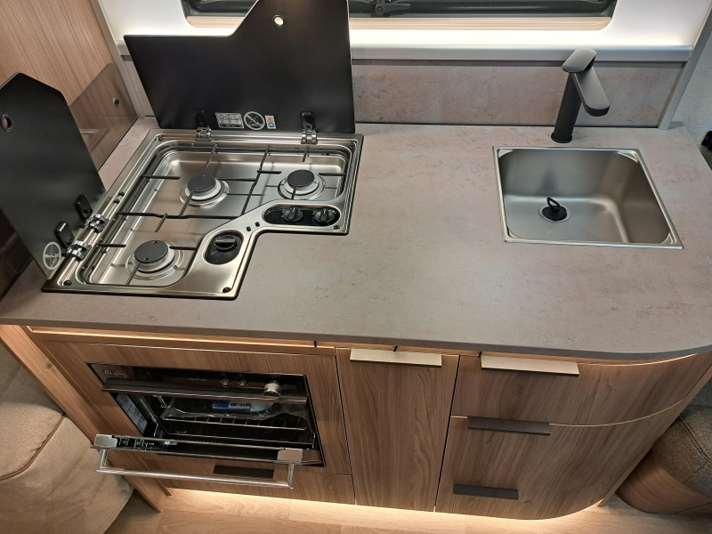 Kabe Royal 600 TDL E2  foto: 8