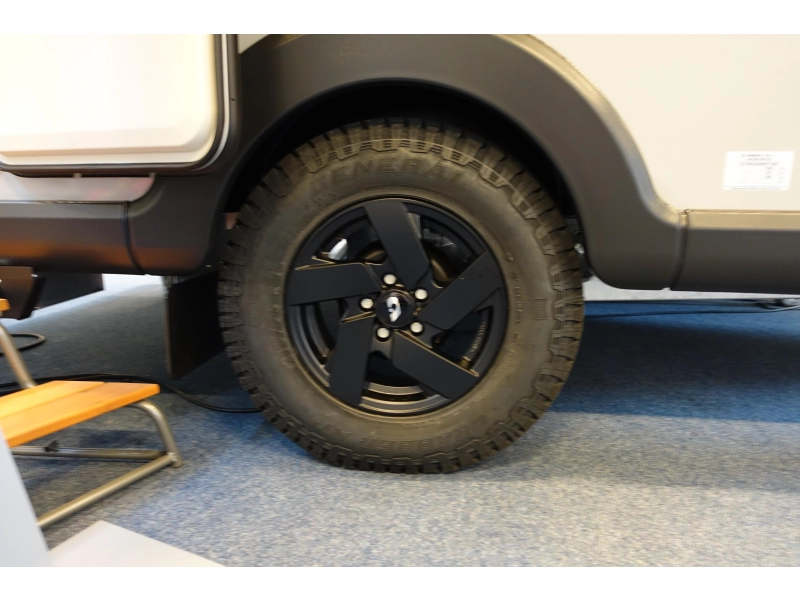 Adria Action Sport 391 LH 'Off-road' en compleet  foto: 5