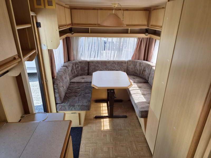 LMC Luxus 490 P Voortent - Klap bovenbed 