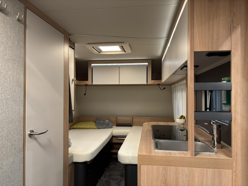 Knaus Sport 500 EU !! BED VAN 210CM LANG !!!  foto: 3