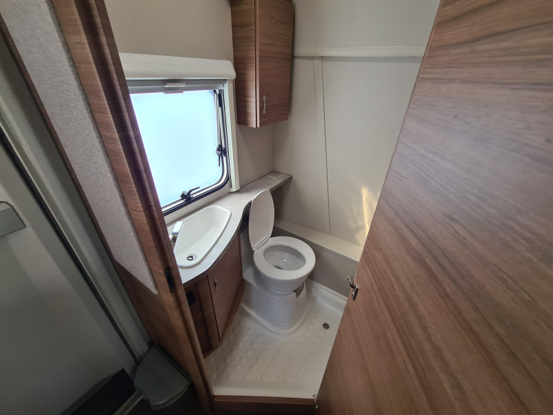 Knaus Sport E-Power Selection 400 QD  foto: 20
