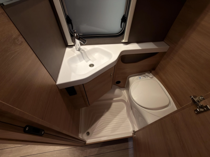 Knaus Sudwind Black Selection 540 UE GFK+Vloerverwarming+HRC  foto: 16