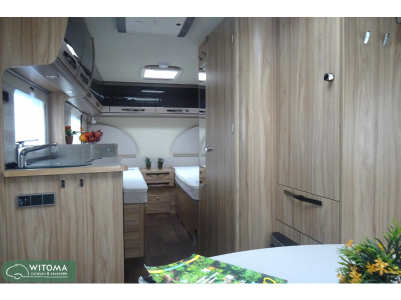 Eriba Nova GL - 60 edition 495 complete caravan !  foto: 4