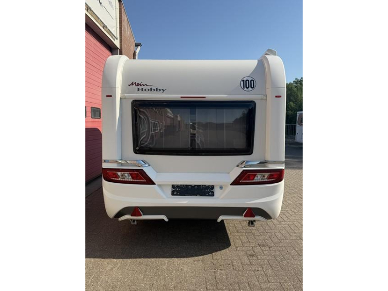 Hobby De Luxe Edition 460 UFE Incl. Luifel en Mover 