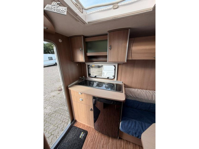 Bürstner Averso 390 TS FRANS BED MOVER AIRCO LF foto: 4