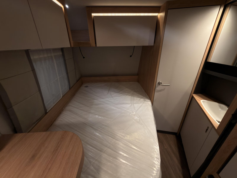 Knaus Sport Platinum 450 FU +vloerverwarming+1700kg  foto: 7