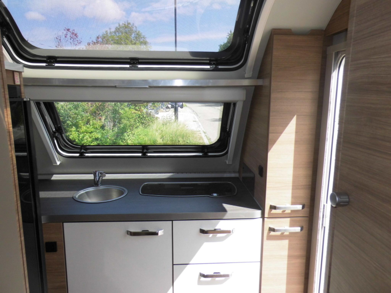Weinsberg CaraOne 390 PUH Hefbed, mover!  foto: 3