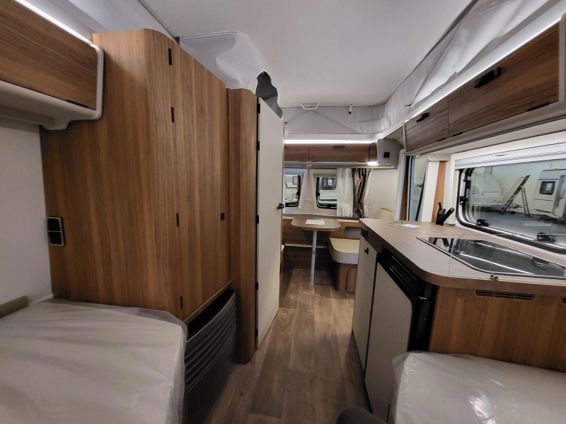 Eriba Touring 542 af fabriek super compleet  foto: 10