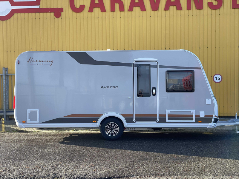 Bürstner Averso Harmony Line 465 TS  foto: 2
