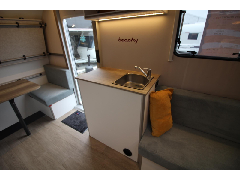 Hobby Beachy 420+ Stapelbed!  foto: 8