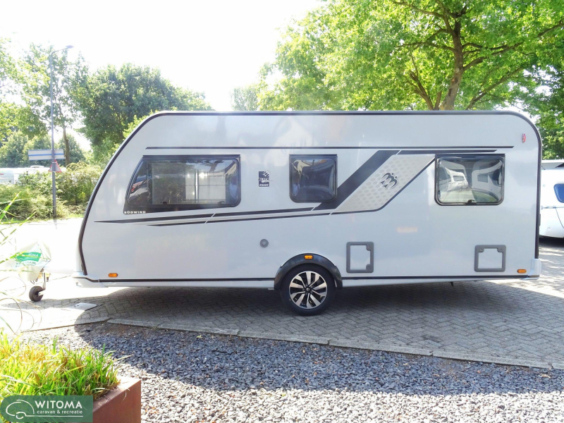 Knaus Sudwind Black Selection 500 EU 50 jaar Witoma voordeel!  foto: 18