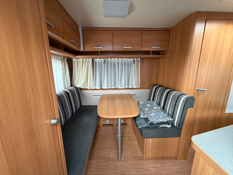 Knaus Sport Special 420 QD Mover/ Luifel/ Voortent  foto: 8