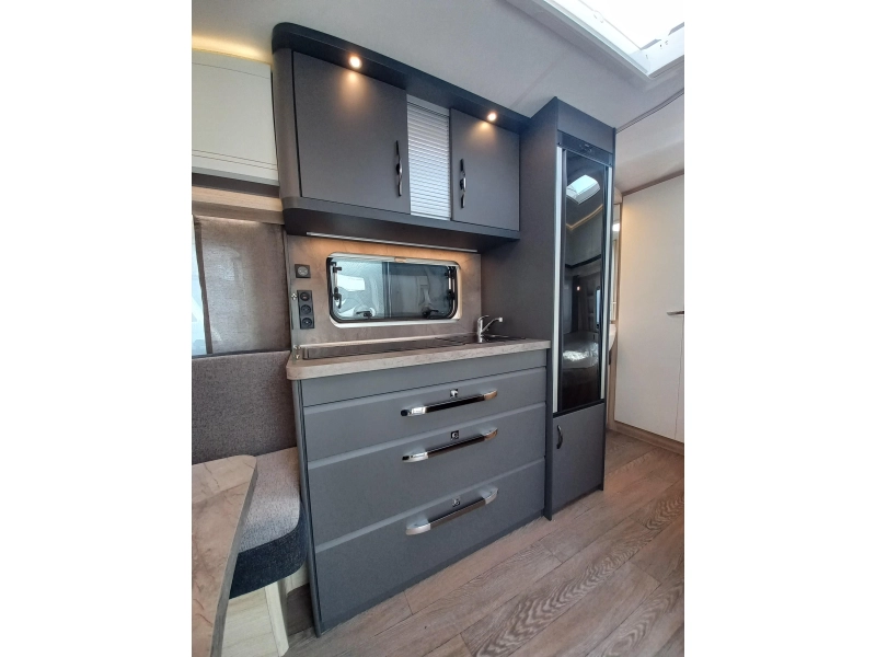 Hobby De Luxe 460 UFE Actie: Gratis Mover  foto: 9