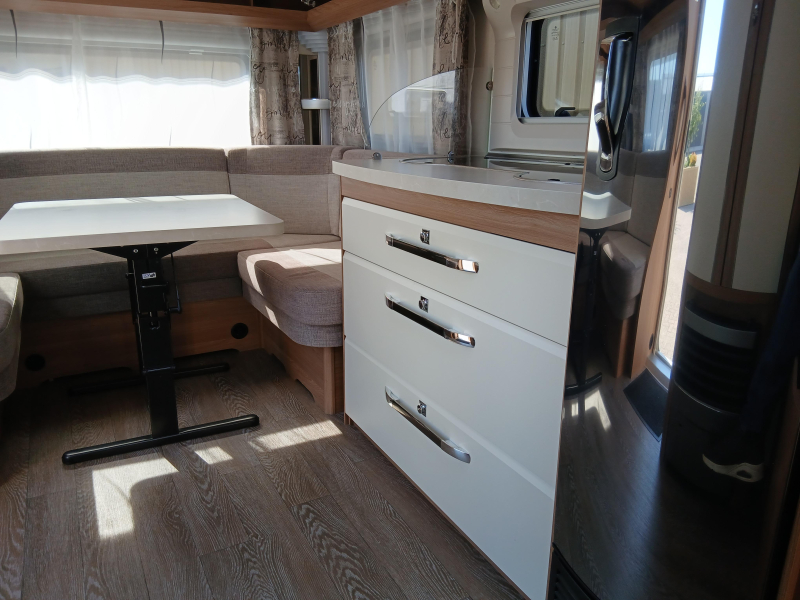 Hobby De Luxe 460 UFE  foto: 6