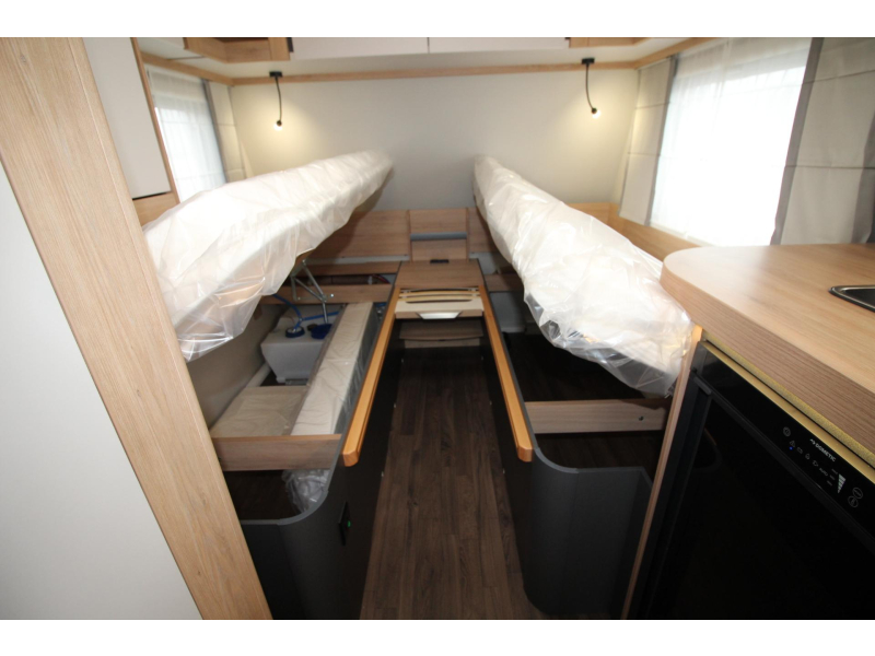 Knaus Sport 460 EU Enkele bedden & GFK dak!  foto: 16
