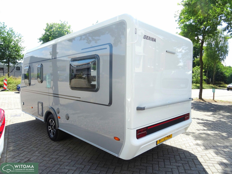 Eriba Novaline 442 voorbeeld caravan 