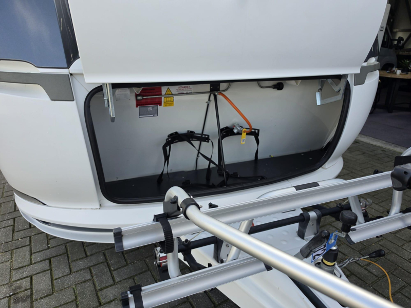 Hobby De Luxe 490 KMF Stapelbed, 6 persoons!  foto: 15