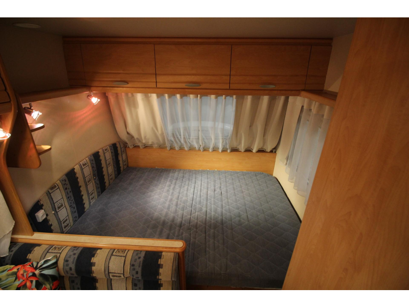 Caravelair Eldorado 420 Voortent, Fietsenrek,  foto: 7