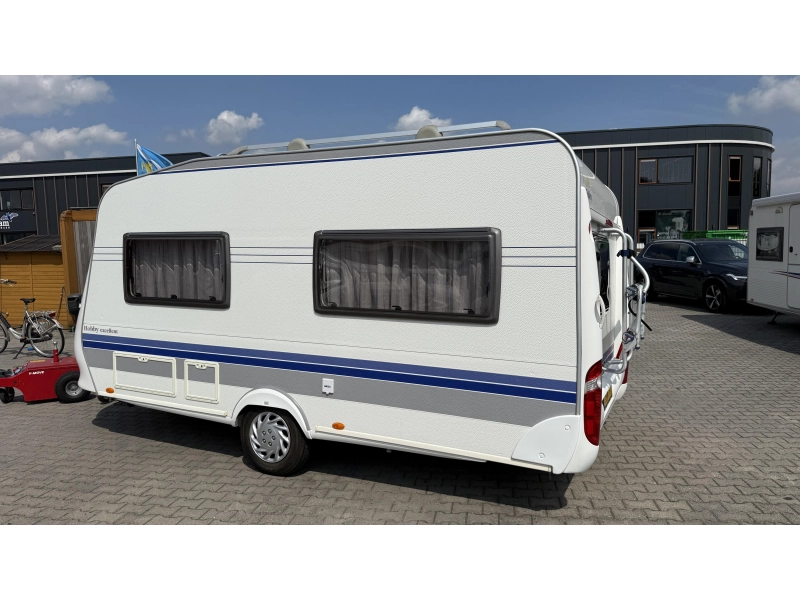 Hobby Excellent 410 SFE frans bed treinzit toilet  foto: 14