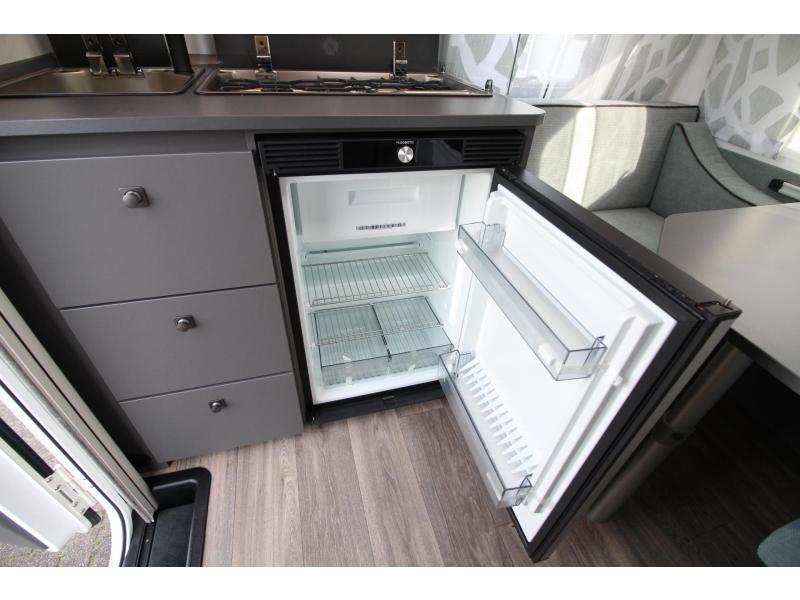 Fendt Apero Activ 390 FH Frans bed & eindkeuken!  foto: 14
