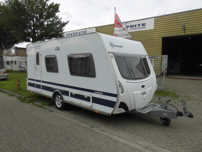 Dethleffs Lowlander 450 HK Mover, voortent.  foto: 0