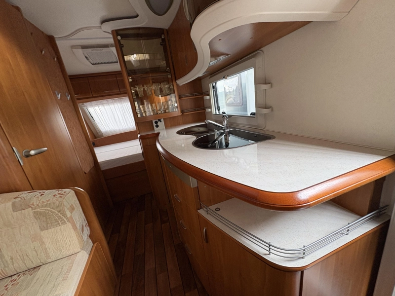 Hobby Excellent 440 SF Voortent / Fietsendrager 
