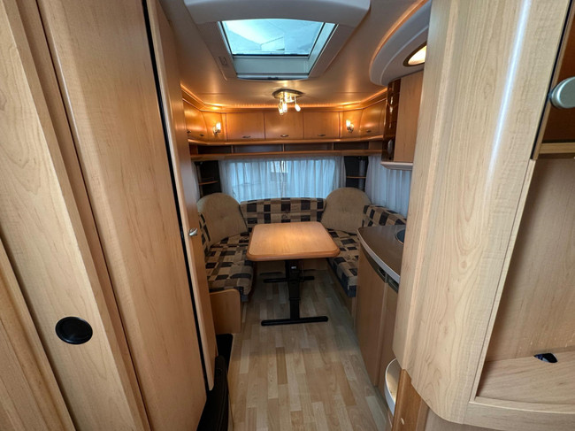 Hobby De Luxe 460 UFe foto: 21