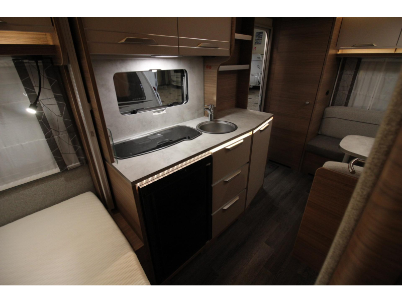 Knaus Sport 420 QD Mover, Thule 6300  foto: 9