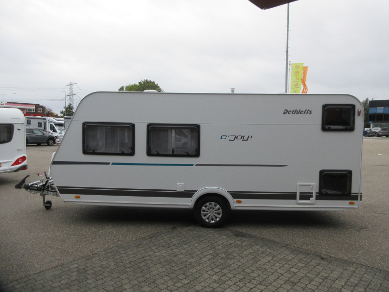 Dethleffs C'Joy 480 QLK GEZINS CARAVAN, VOORTENT  foto: 18