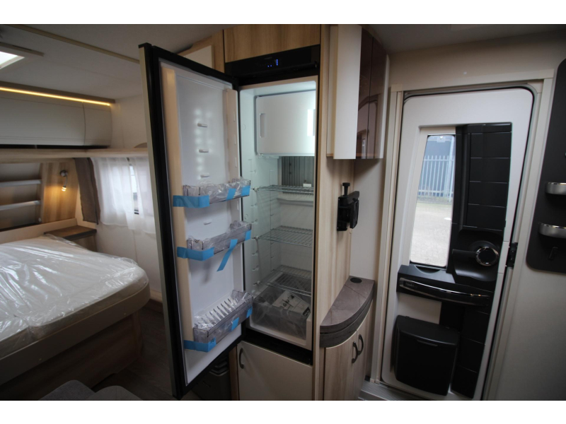 Hobby De Luxe 460 SFF Queensbed  foto: 15