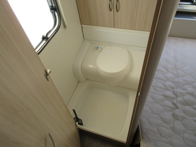 Hobby De Luxe Edition 460 UFE ZAKLUIFEL + CARAVANLUIFEL  foto: 6