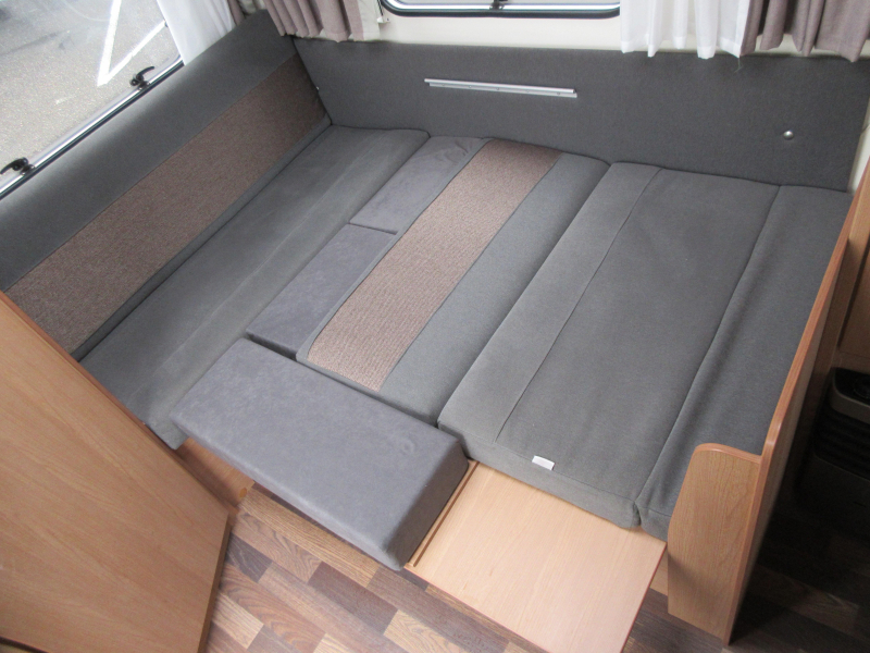 Knaus Sport 400 QD COMPACT, LUIFEL, VOORTENT  foto: 9
