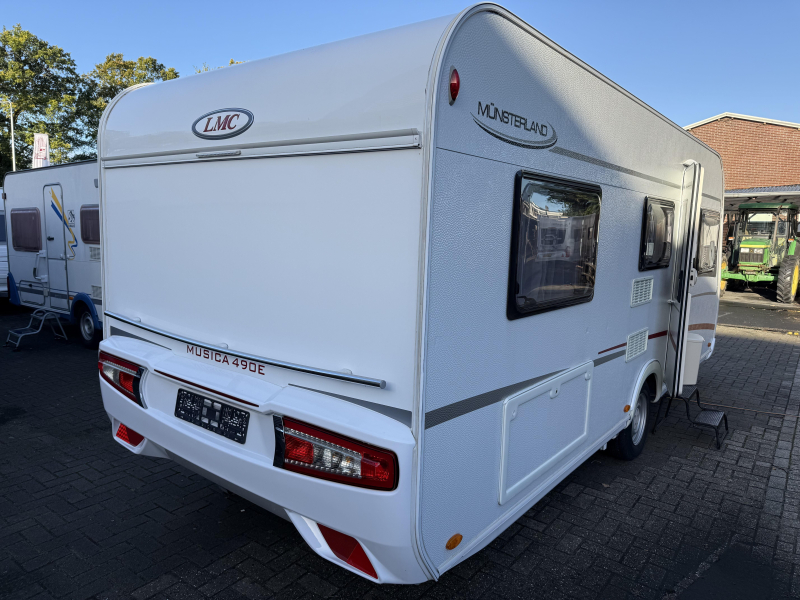 LMC Musica 490 E 2 BEDDEN RONDZITMOVER TOP  foto: 4