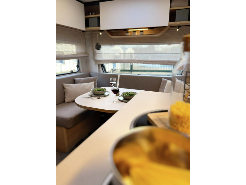 LMC Style 440 D model 2027, fransbed  foto: 43