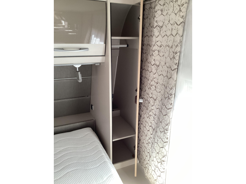 Dethleffs Nomad 530 DR Airco/ luifel  foto: 14