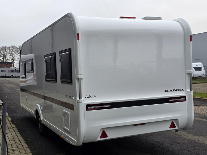Adria Adora 572 UT Alde verwarming 