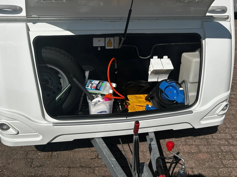 Caravelair Alba 390 Mover, Voortent & luifel 