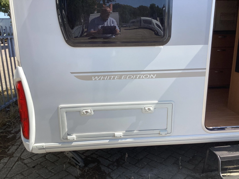 Knaus Sudwind White Edition 500 FU Airco/voortent  foto: 18
