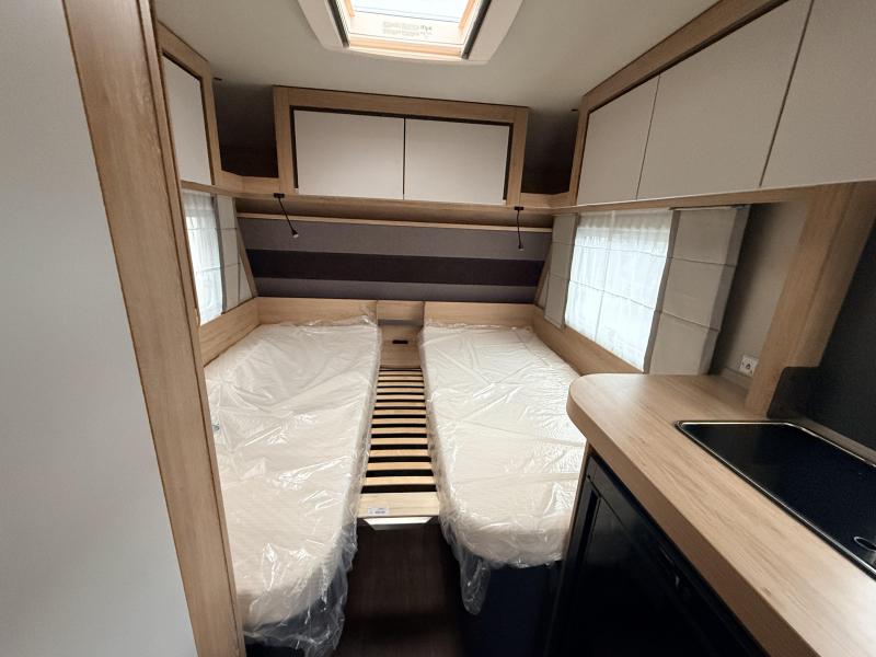 Knaus Sport 460 EU Enkele bedden 