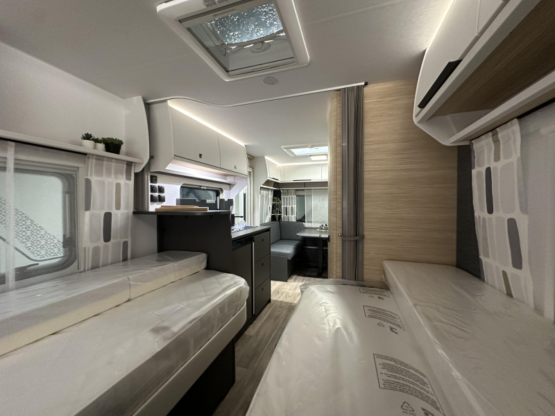 Fendt Apero 465 TG Model 2026  foto: 14