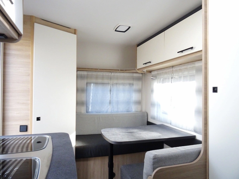 Caravelair Alba 390 licht gewicht uitvoering!  foto: 5
