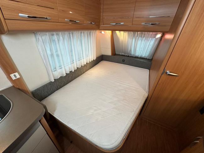 Hobby De Luxe 460 UFe foto: 4