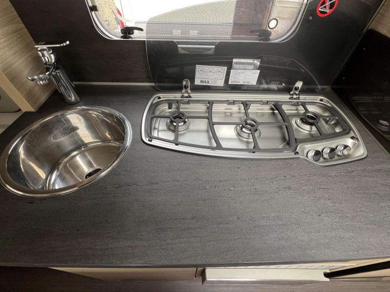 Knaus Sudwind 580 QS Mover, Stapelbed, Radio,  foto: 8