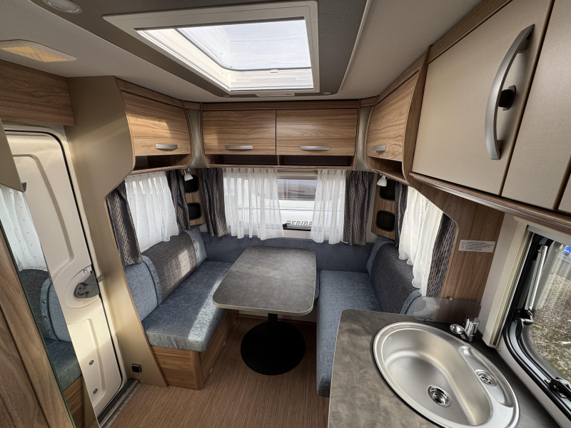 Eriba Nova Light 470 voordeel  foto: 1