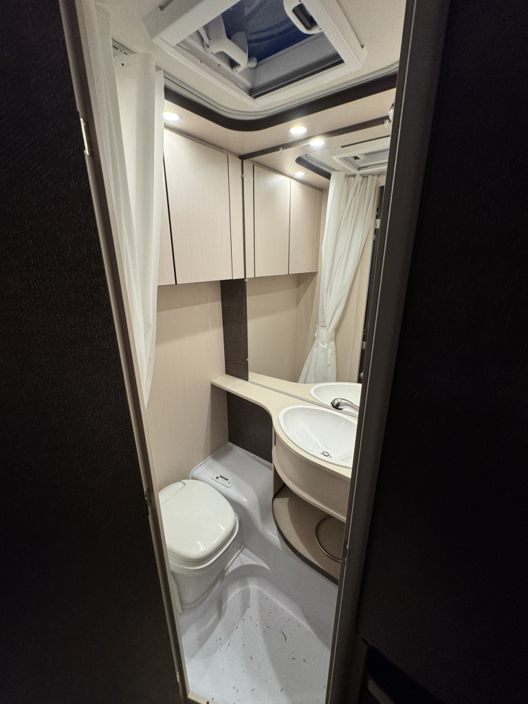 Dethleffs Caravans C'Go 415 QL foto: 5