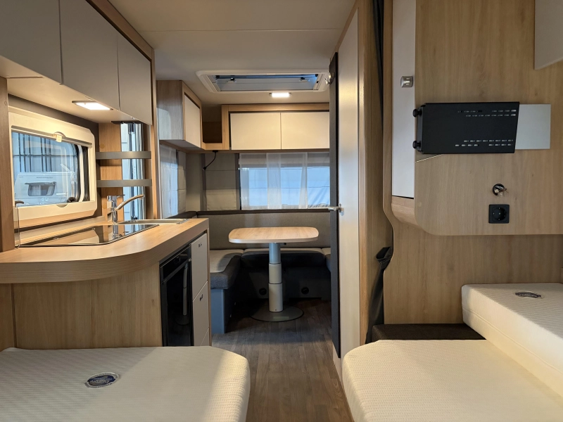 Knaus Sport 500 EU enkele bedden  foto: 14