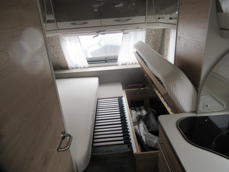 Dethleffs Nomad Avantgarde 460 LE ZEER COMPLEET!  foto: 5
