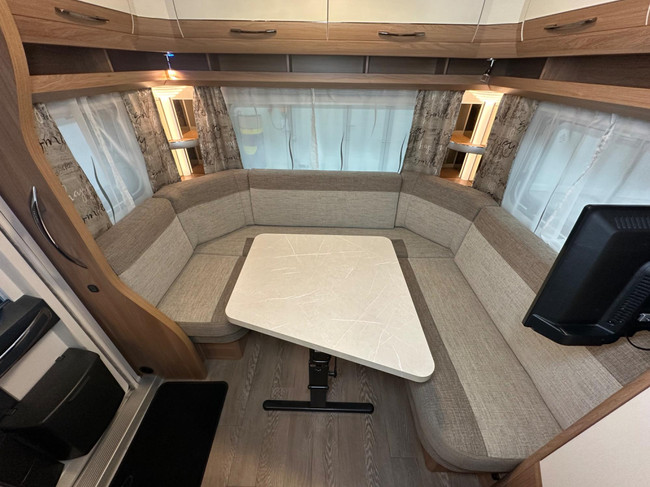 Hobby De Luxe 495 UL IC Silverline foto: 6